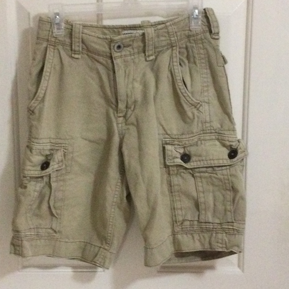 American Eagle Outfitters Khaki Cargo Shorts Men’s size 26
